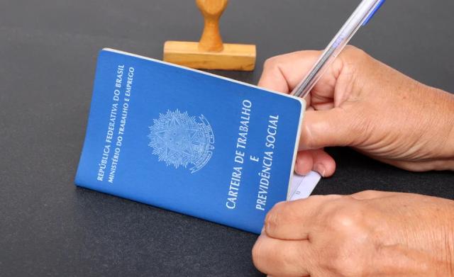 brasil-registra-geracao-de-2208-mil-empregos-em-agosto