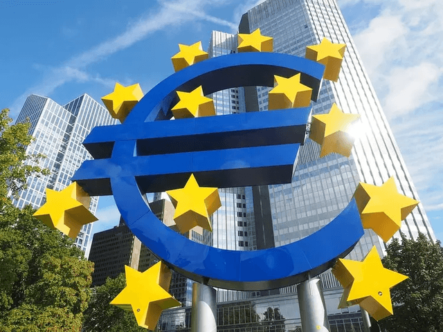 Euro avança com expectativa de inflação em queda e sentimento econômico positivo