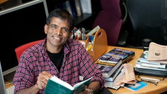 Aswath Damodaran alerta para bolha na inteligência artificial e impactos no mercado