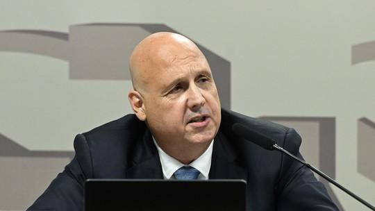 Vorcaro Revela Conexões com Otto Lobo em Mensagens Acessadas pela PF