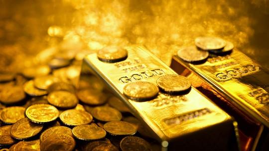 Ouro Tem Queda Semanal de 3%, Pressionado por Rendimentos de Títulos Americanos