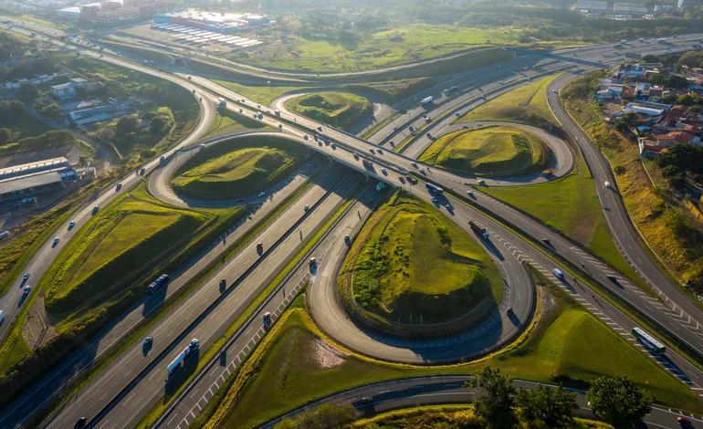 governo-lanca-novo-pac-e-triplica-investimentos-em-infraestrutura_its-money