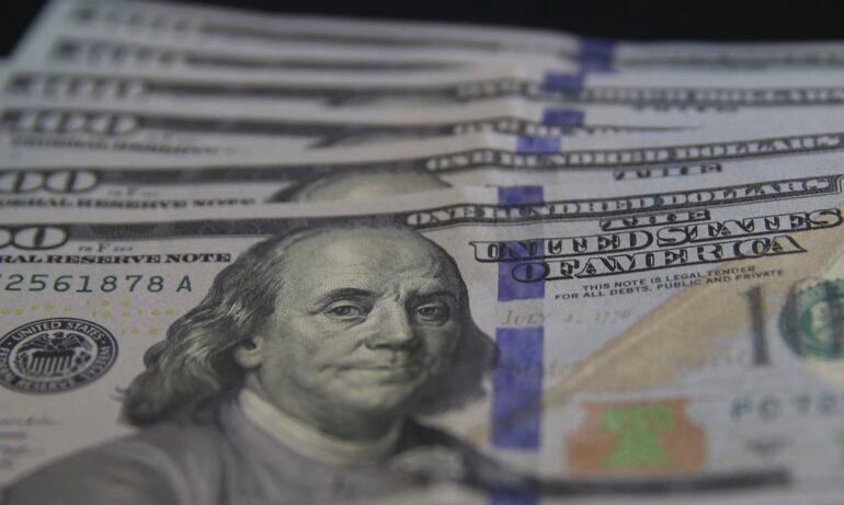 balanca-comercial-tem-superavit-de-u-9767-bilhoes-em-agosto_its-money