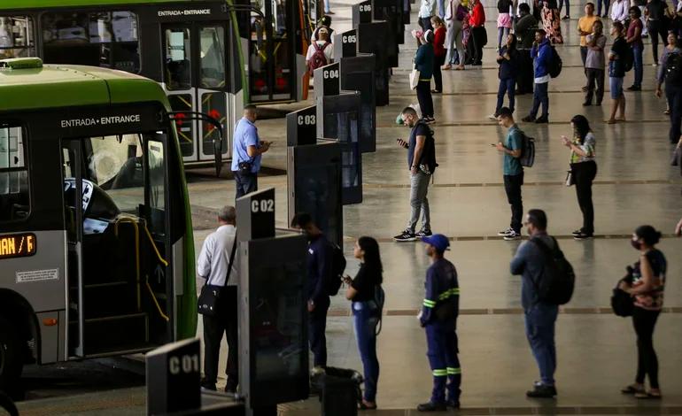 setor-de-servico-cresce-05-em-julho-diz-ibge_its-money
