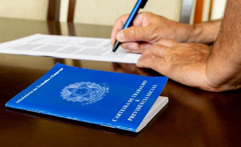 taxa-de-desemprego-no-trimestre-encerrado-em-dezembro-chega-a-74_its-money