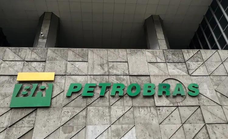 morning-call-petrobras-anuncia-plano-estrategico-2025-2029