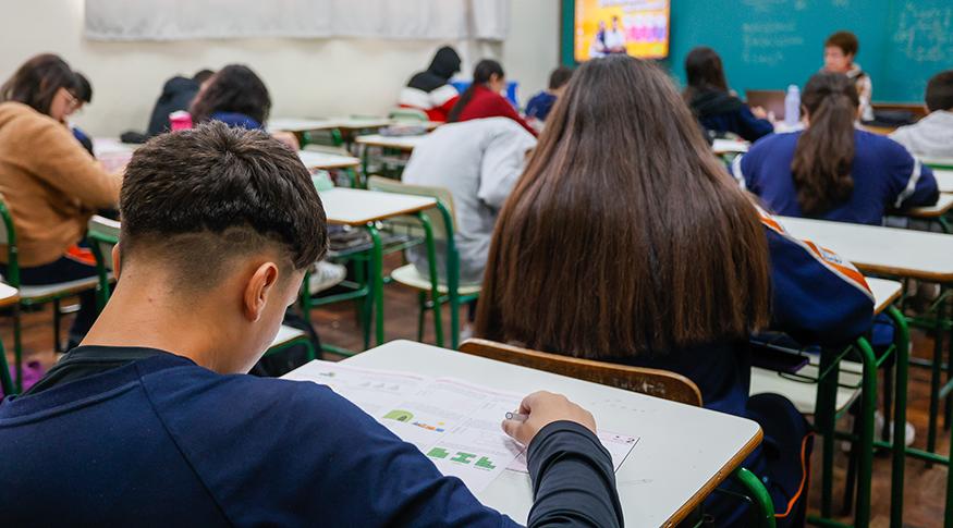 indicadores-educacionais-avancam-mas-atraso-escolar-ainda-preocupa-diz-ibge